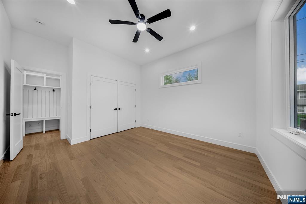 167 Palisades
