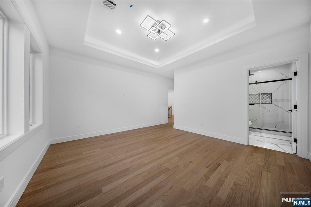 167 Palisades