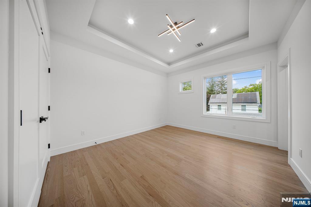 167 Palisades