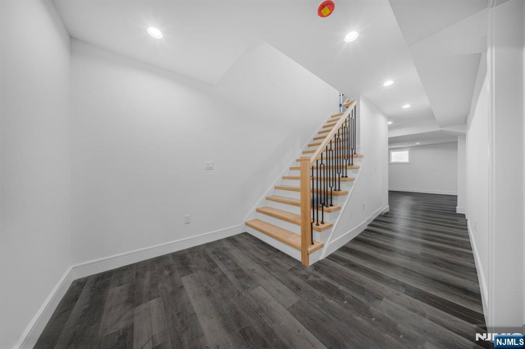 167 Palisades