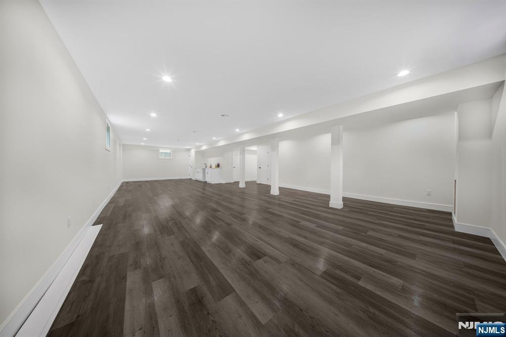 167 Palisades
