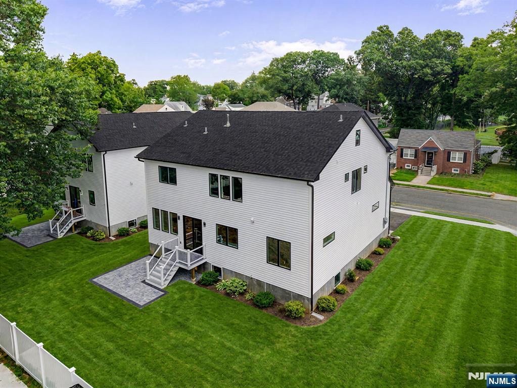 167 Palisades