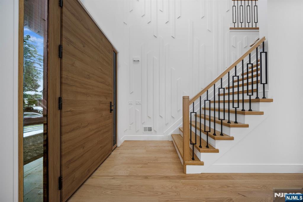 167 Palisades