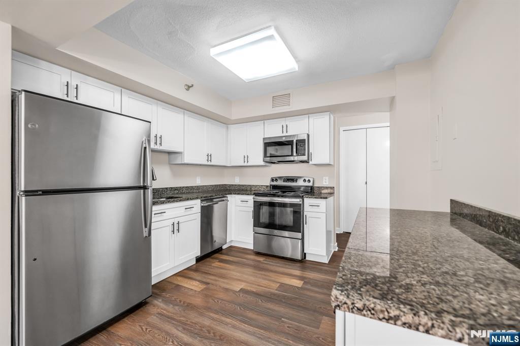 316 Prospect Ave #12C, Hackensack, NJ 07601