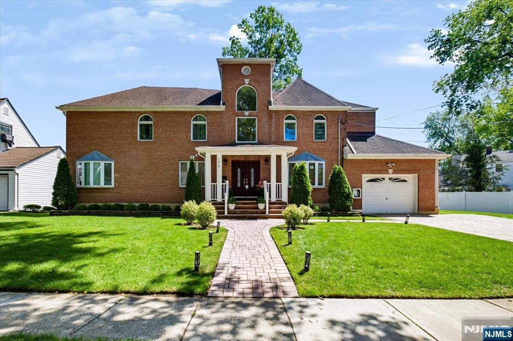 198 Munn Avenue - Photo 1