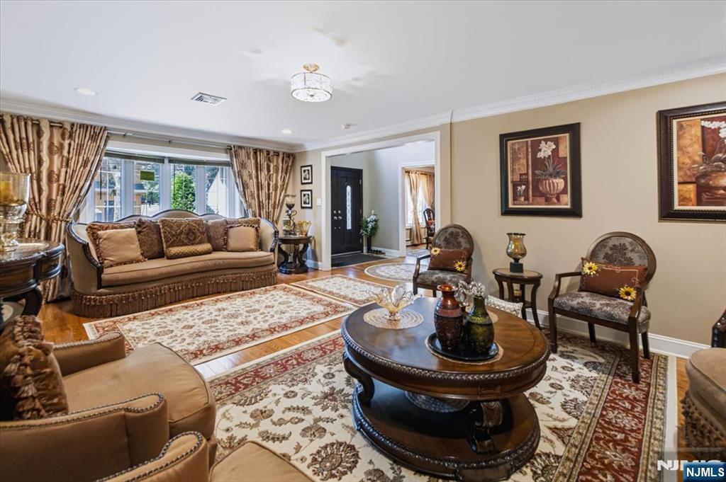 198 Munn Avenue - Photo 4