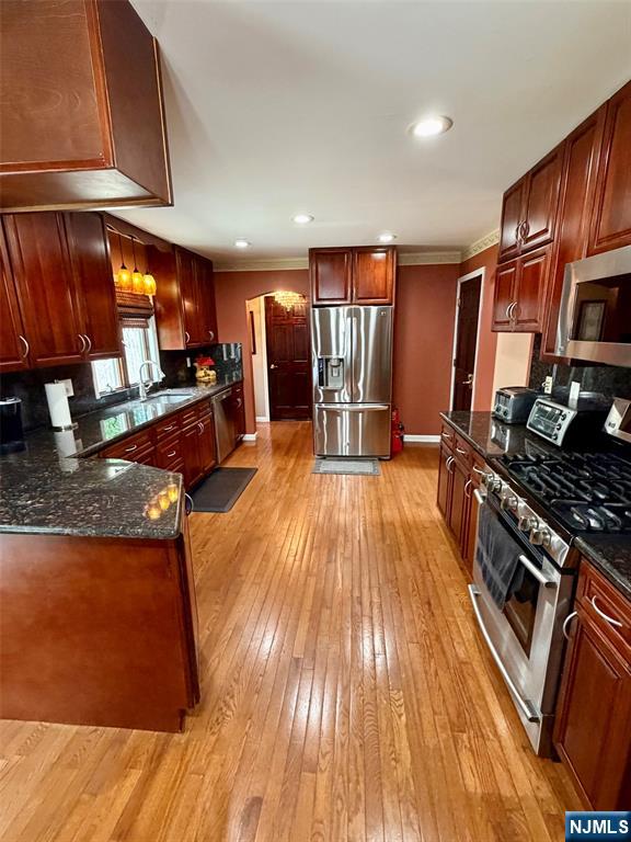598 Cleveland Avenue - Photo 5