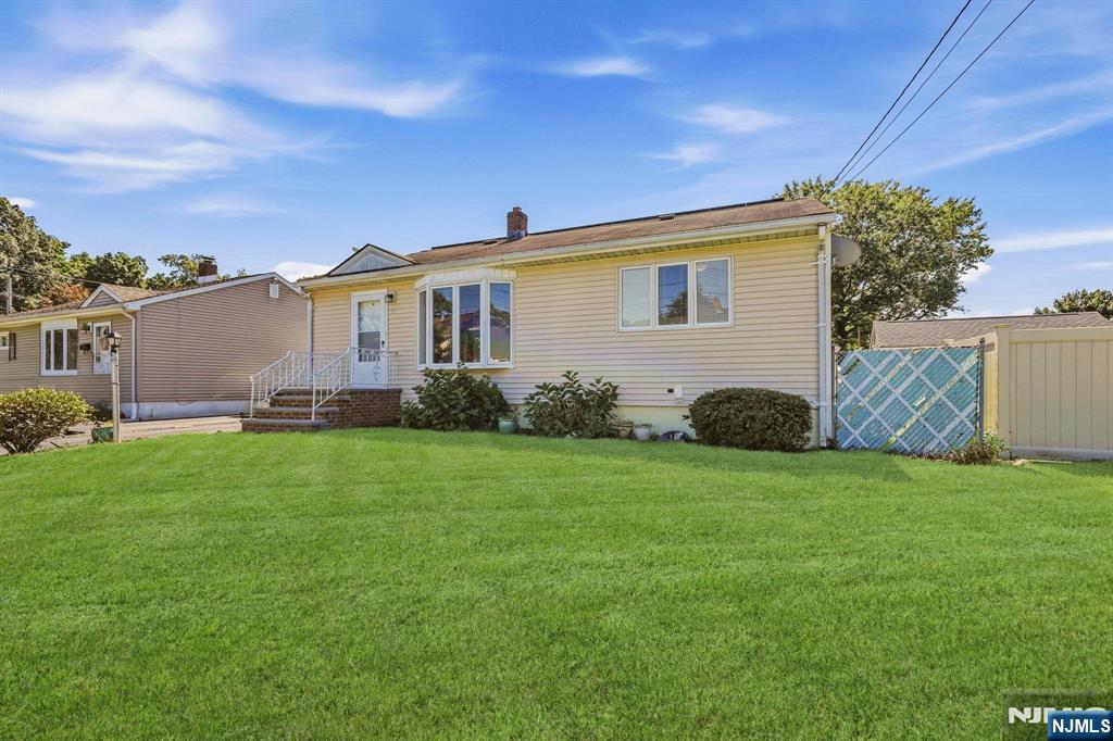 25 Corsi Road - Photo 2