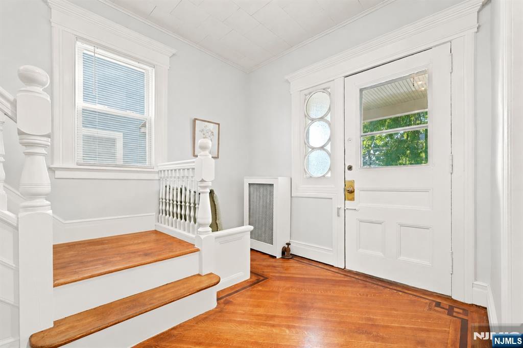 888 Lake Street - Photo 2