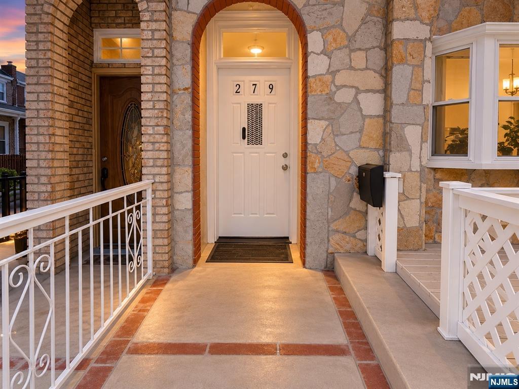 Photo 2 of Single family home for sale at 279 6Th St, Newark, NJ 07107 | MLS# 26030092 | Listing updated on 2026-09-17