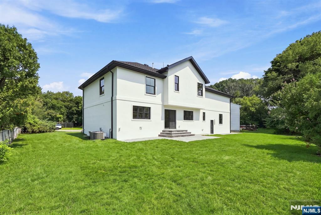 48th image of 41 Pino Ct, Clifton, NJ 07013 | MLS# 26030094
