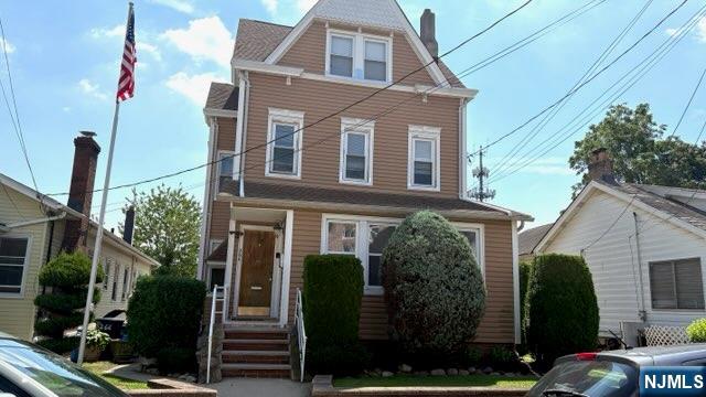 266 Livingston Avenue - Photo 1