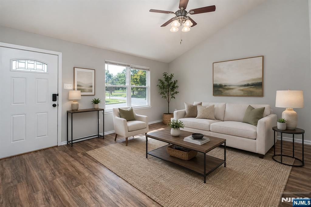 329 Columbia Avenue - Photo 4