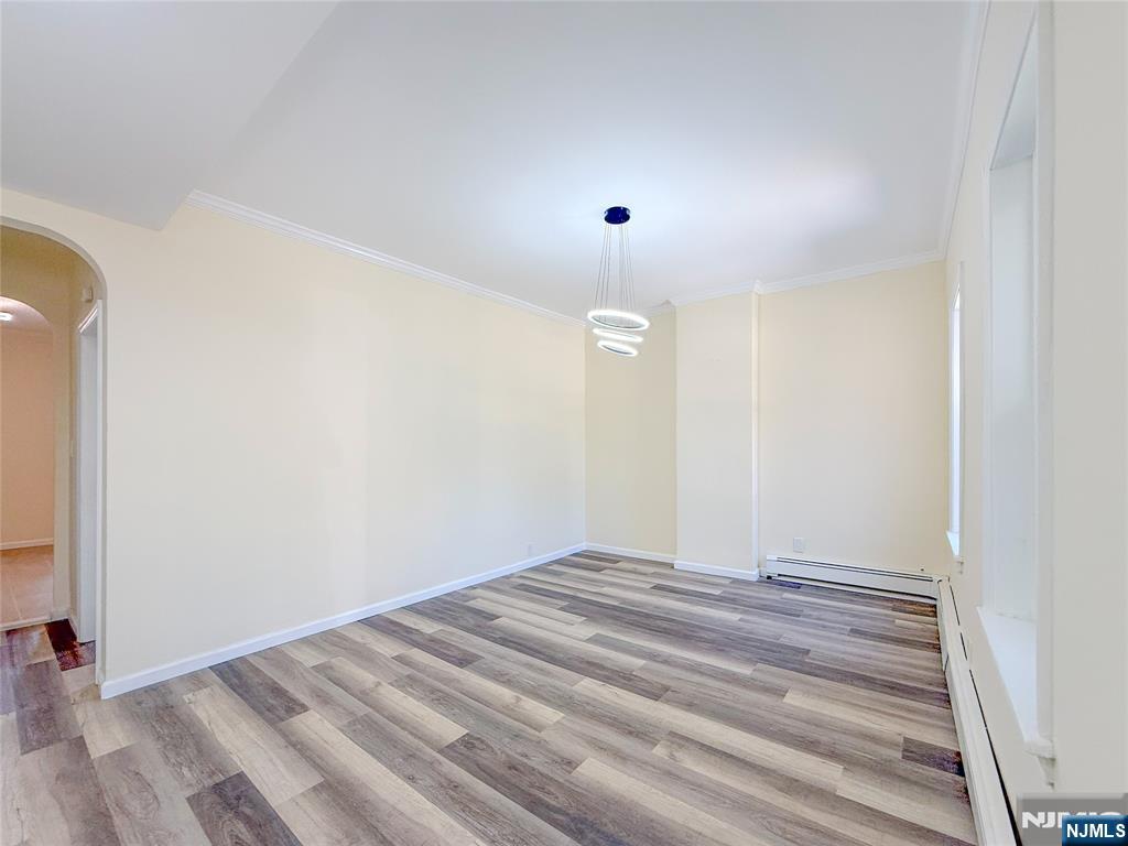 244 Lincoln Avenue - Photo 4