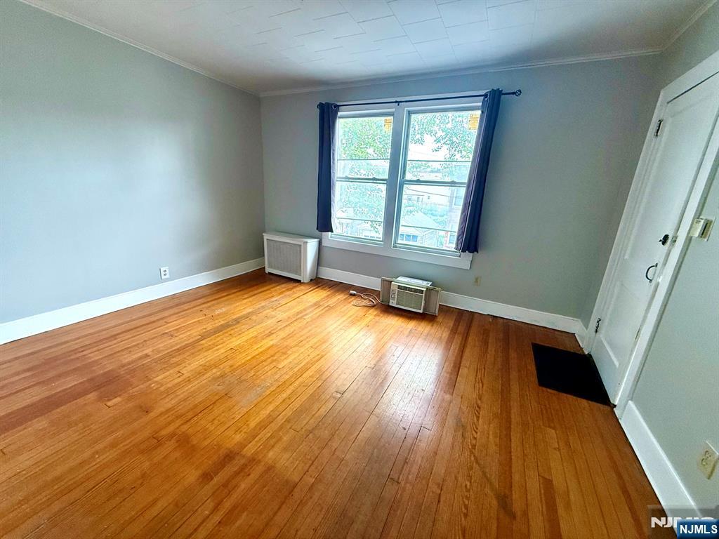 618 JERSEY Street 2 - Photo 2