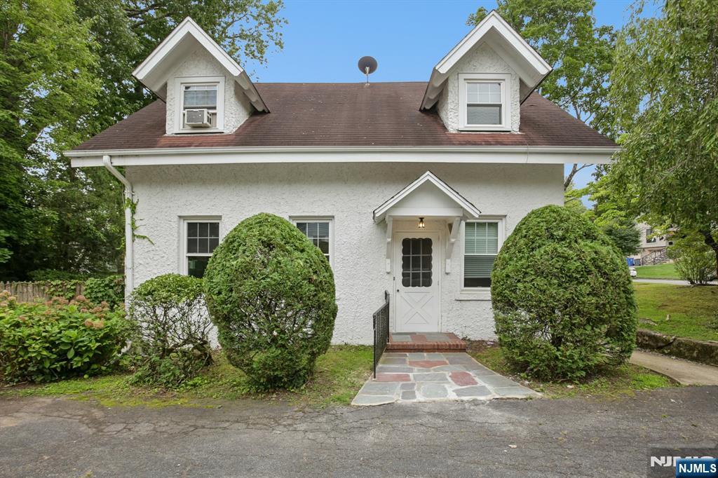 195 Riveredge Road 1 - Photo 2