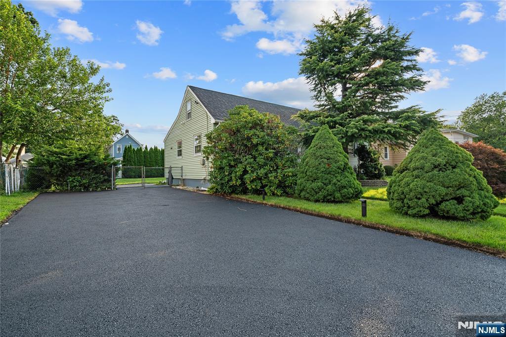 343 Delawanna Avenue - Photo 1