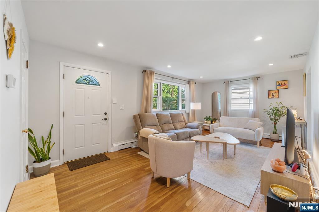 343 Delawanna Avenue - Photo 3