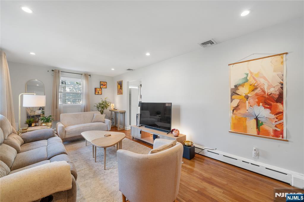 343 Delawanna Avenue - Photo 5