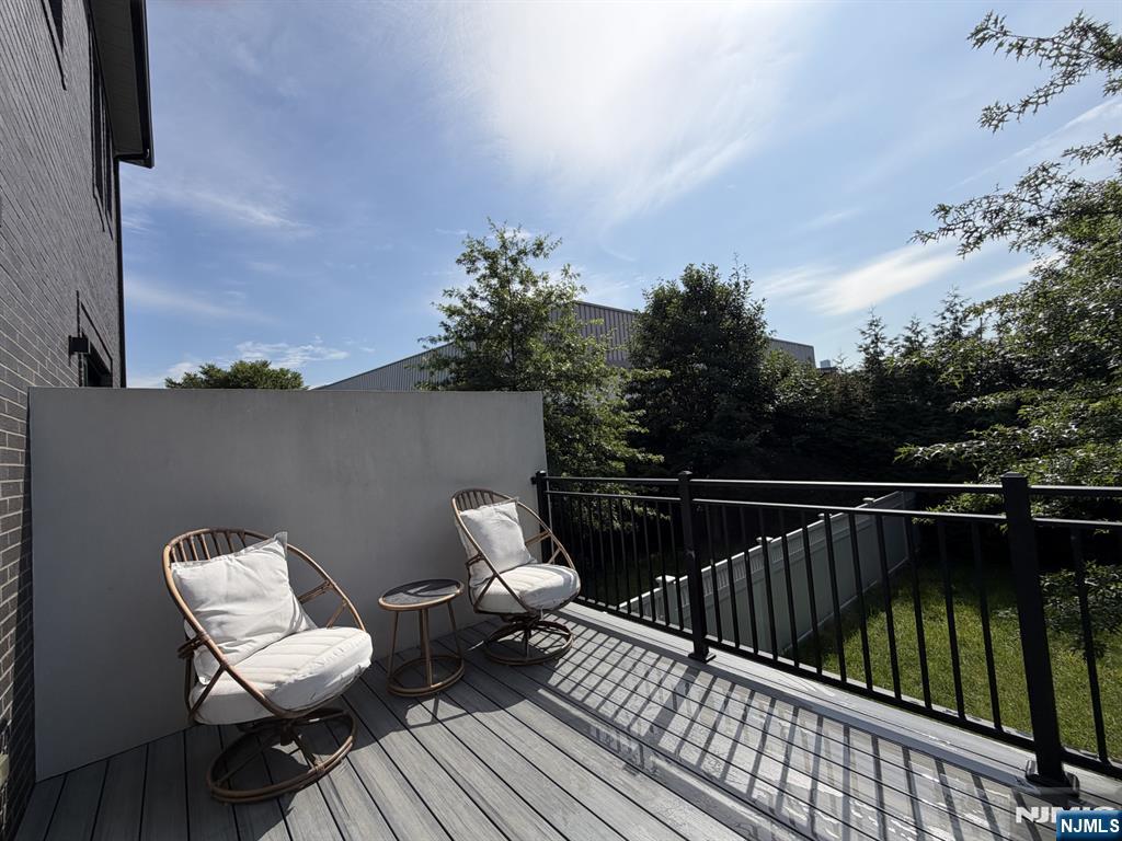 40th image of 1656 Maple St, Fort Lee, NJ 07024 | MLS# 26030145