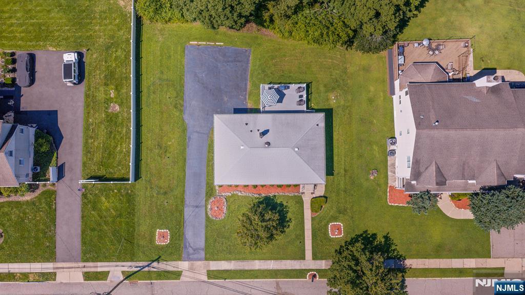 74 Farmingdale Road - Photo 5