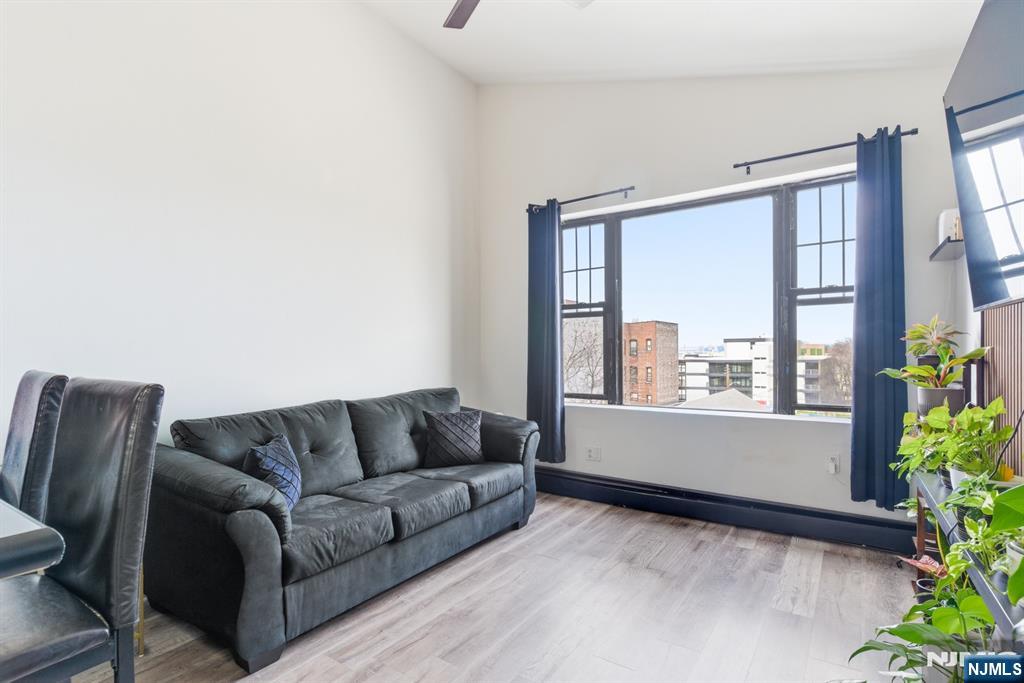 1870 John F Kennedy Boulevard 4F - Photo 5