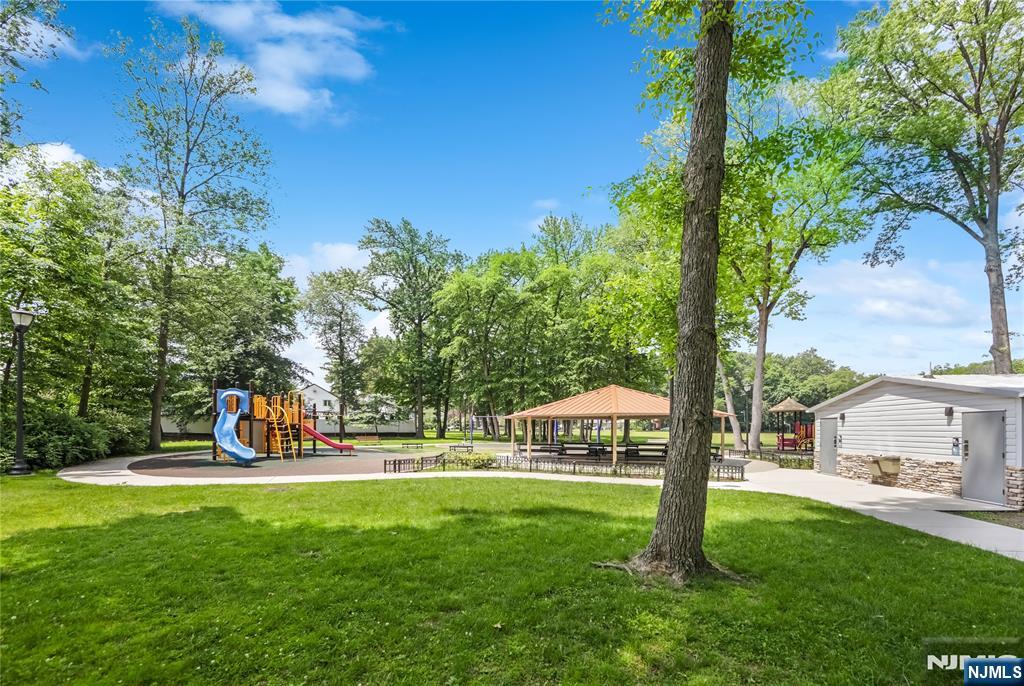 152 Coles Ave, Hackensack, NJ 07601