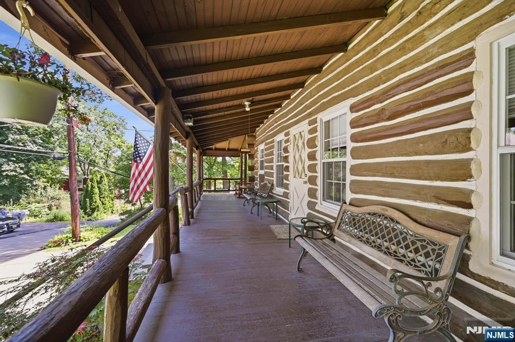 13 Woodside Drive - Photo 3