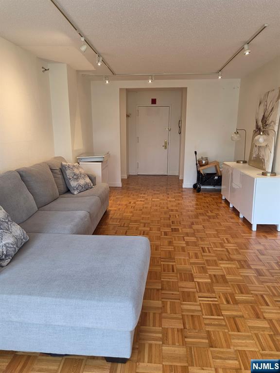 316 Prospect 3J - Photo 1