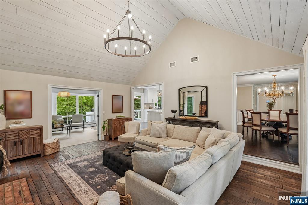 662 Juniper Place - Photo 5
