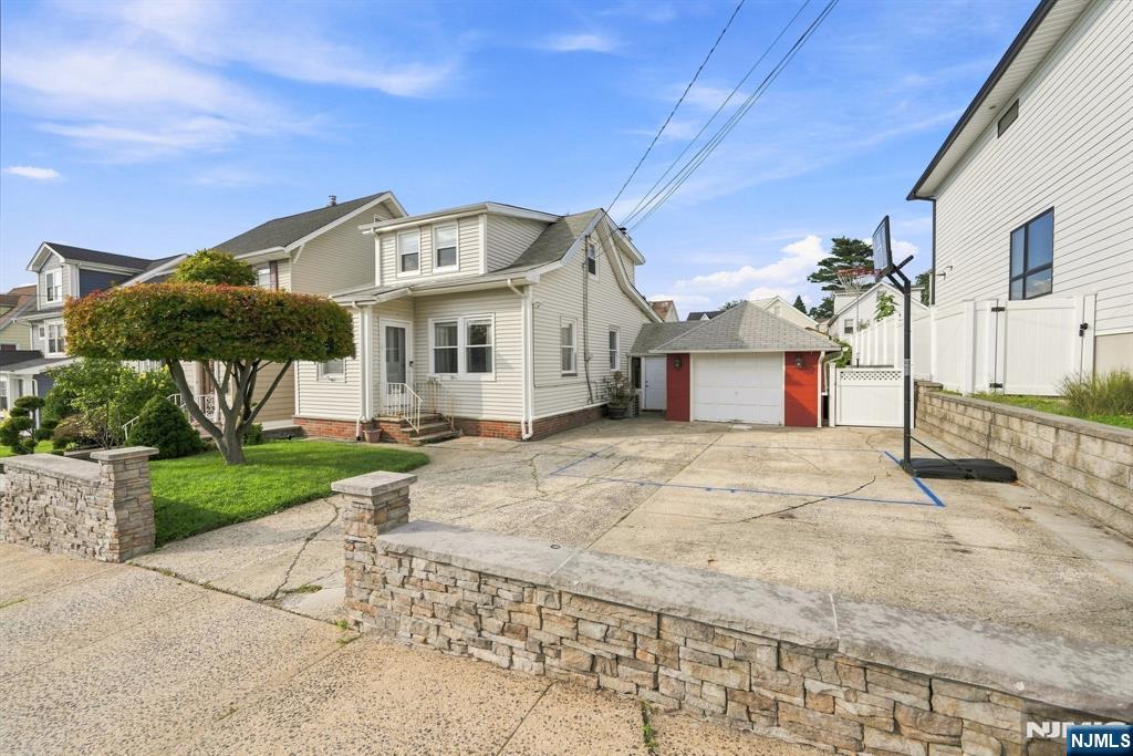 114 Melrose Ave, North Arlington, NJ 07031