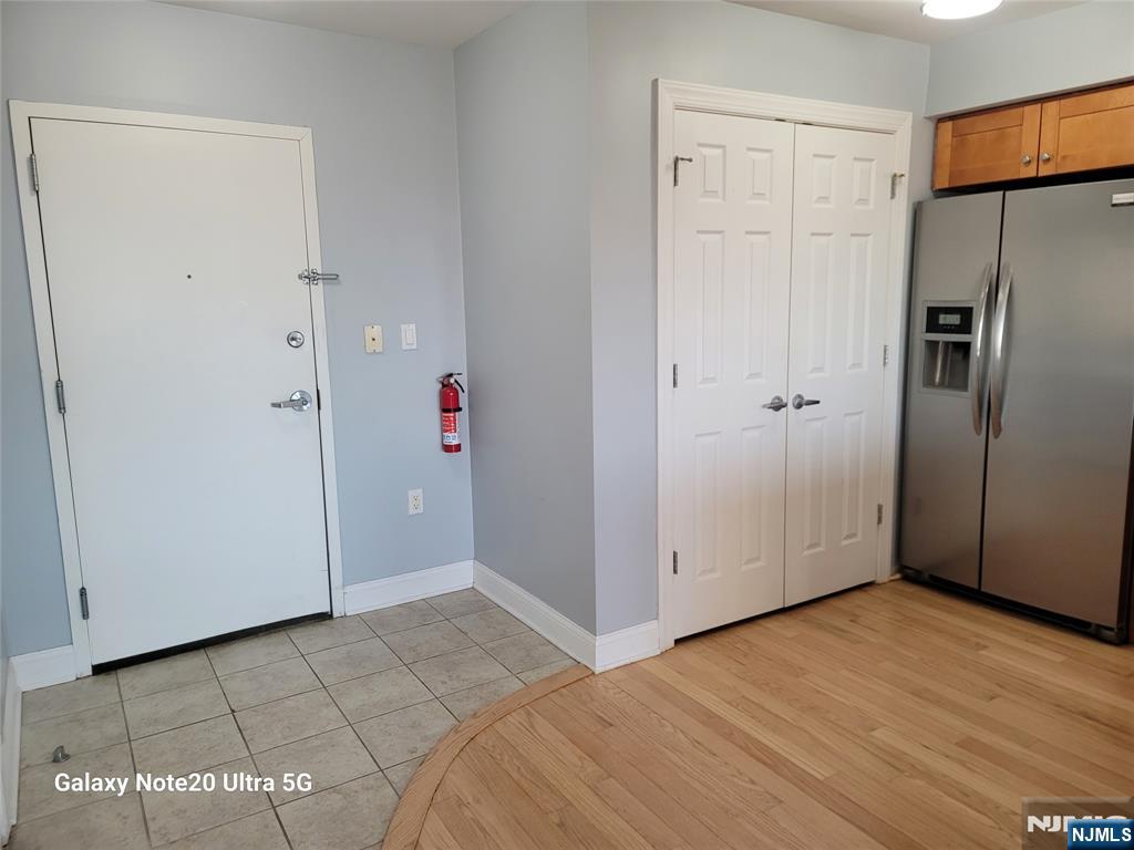 411 E Brinkerhoff Avenue 111 - Photo 5