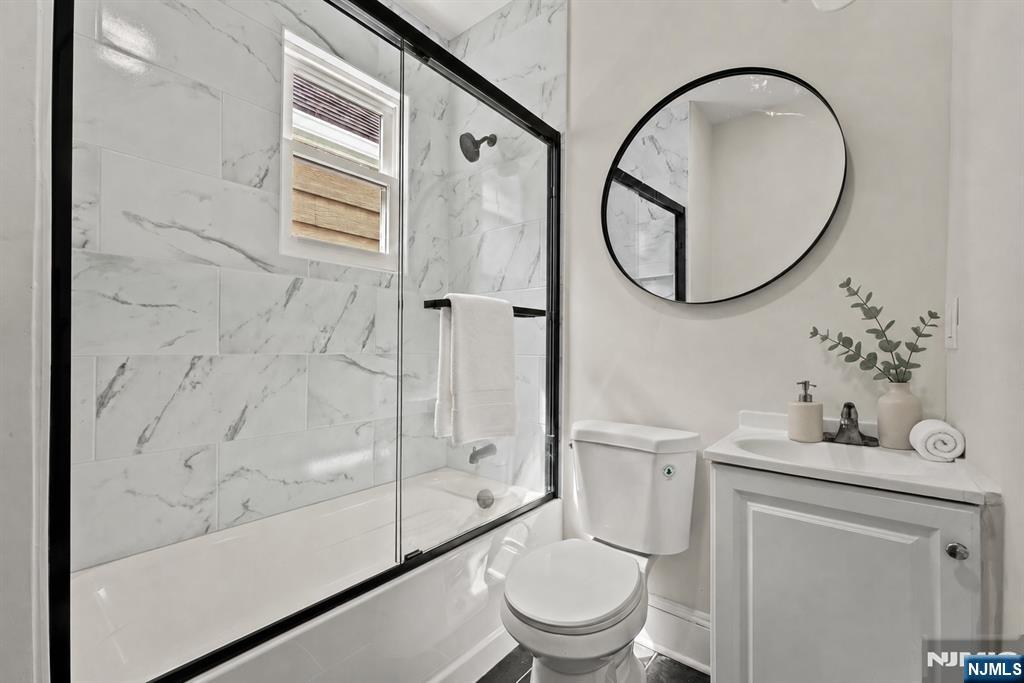 28 Riverside Place 2 - Photo 3