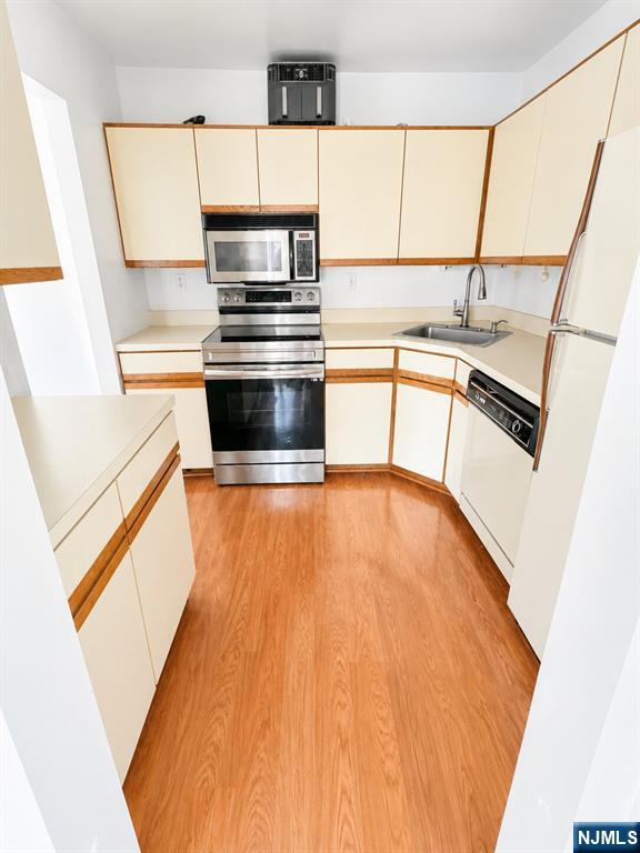 112 Sherwood 5 - Photo 1