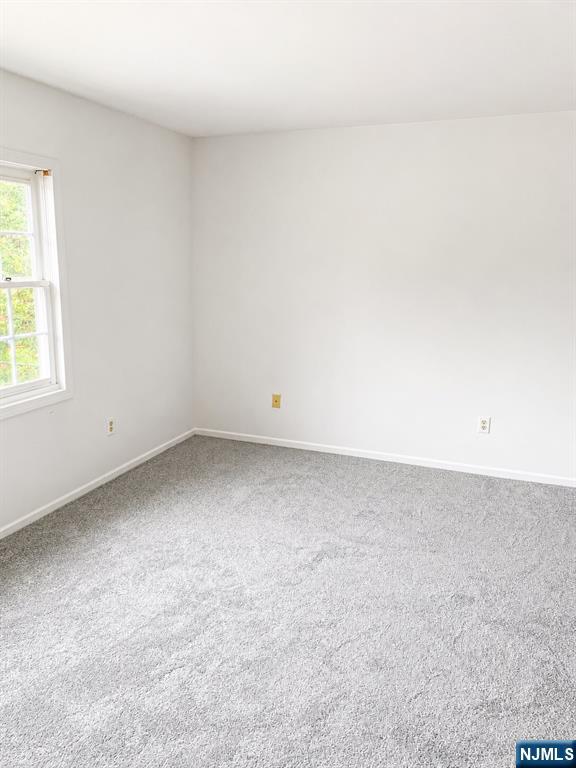 112 Sherwood 5 - Photo 4