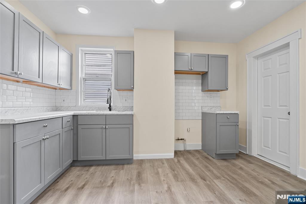 33-35 Delaware Street - Photo 4