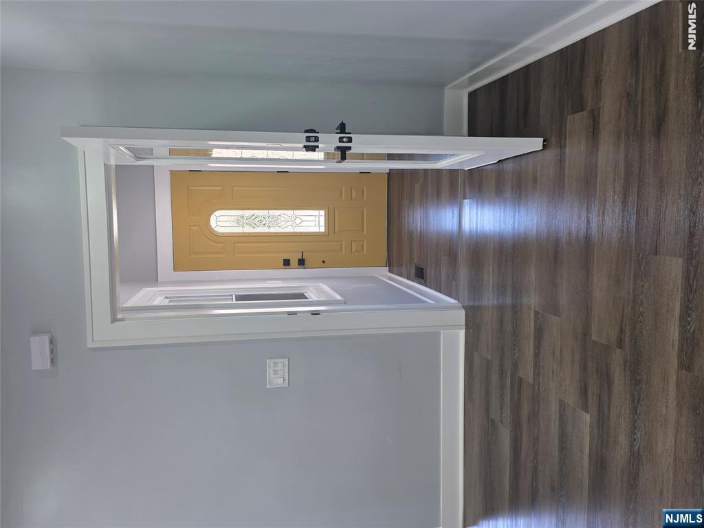 270 40th Street - Photo 3