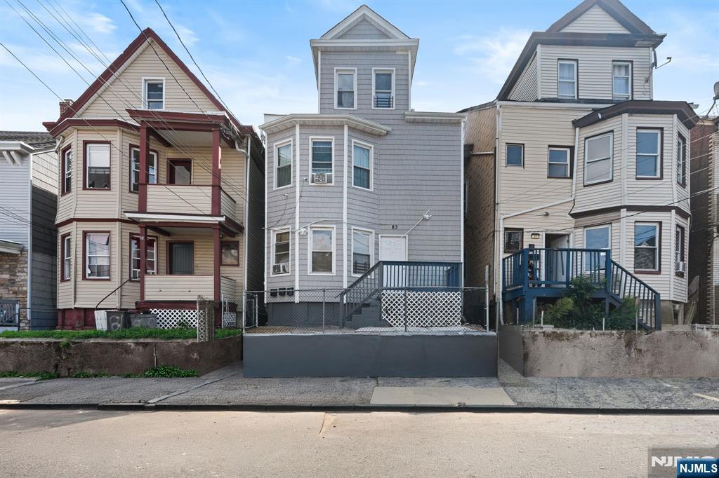 83 Mercer Street - Photo 1