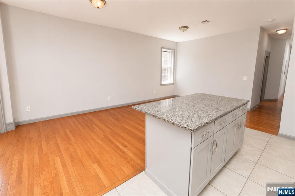 238 Fulton Avenue - Photo 5