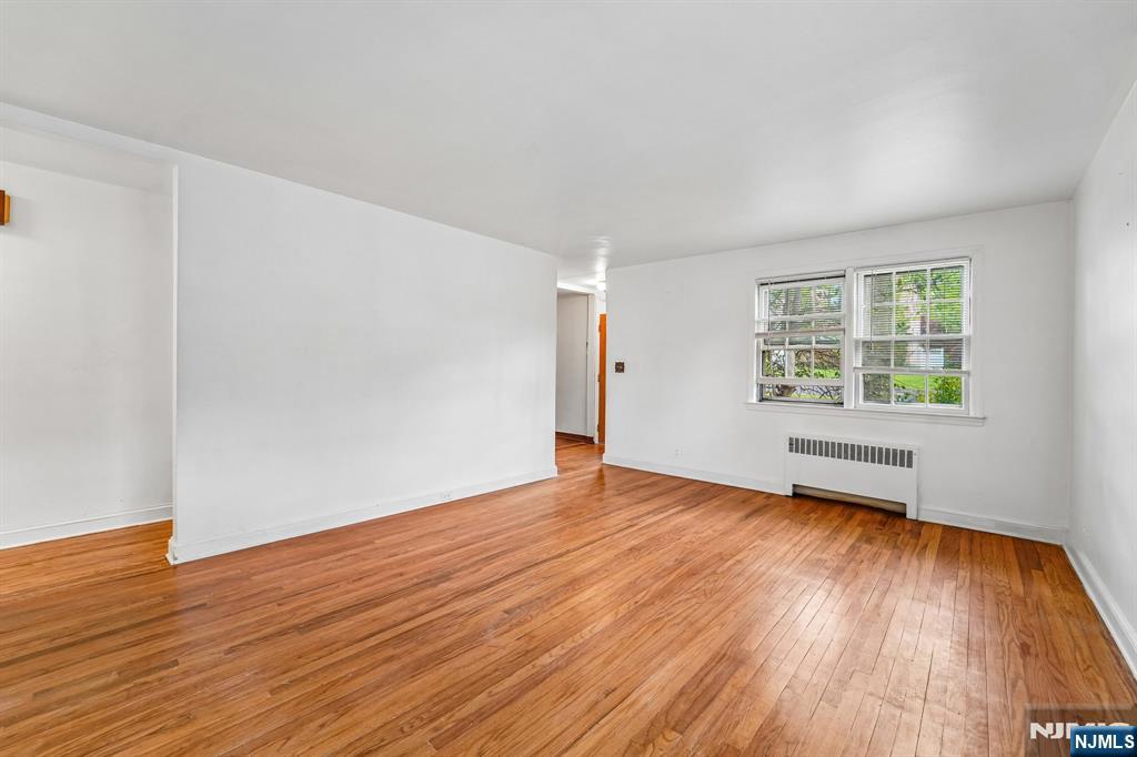 1030 Jassamine Way - Photo 5