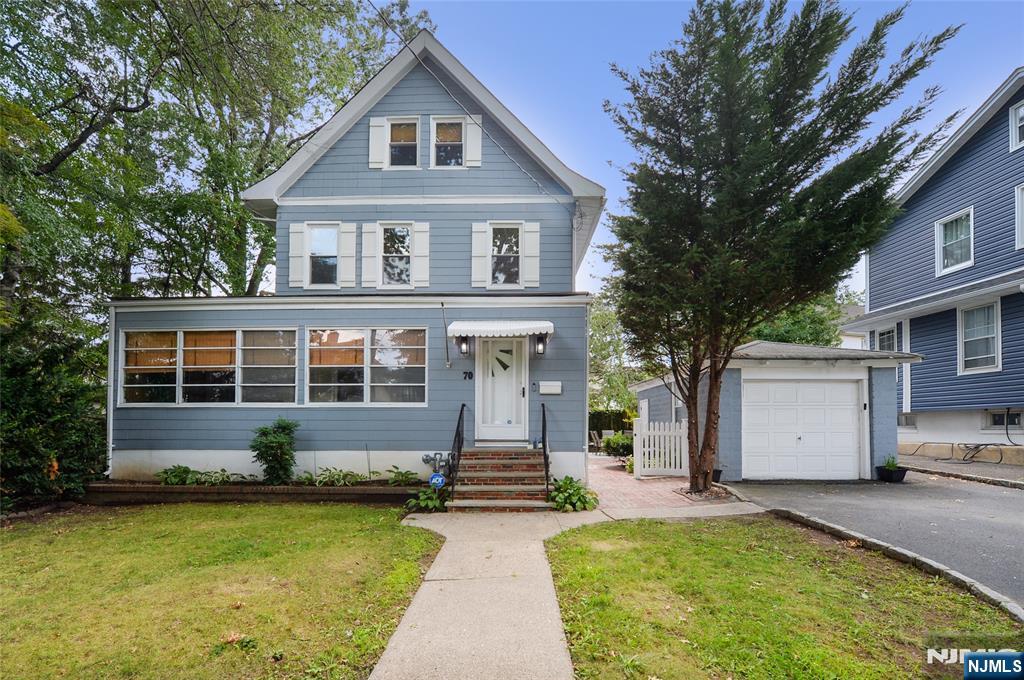70 Fontaine Avenue - Photo 1