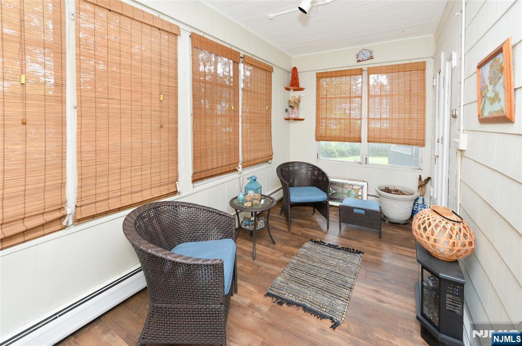 70 Fontaine Avenue - Photo 3