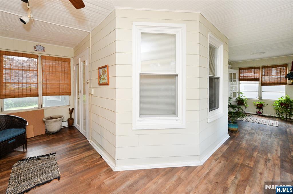70 Fontaine Avenue - Photo 4