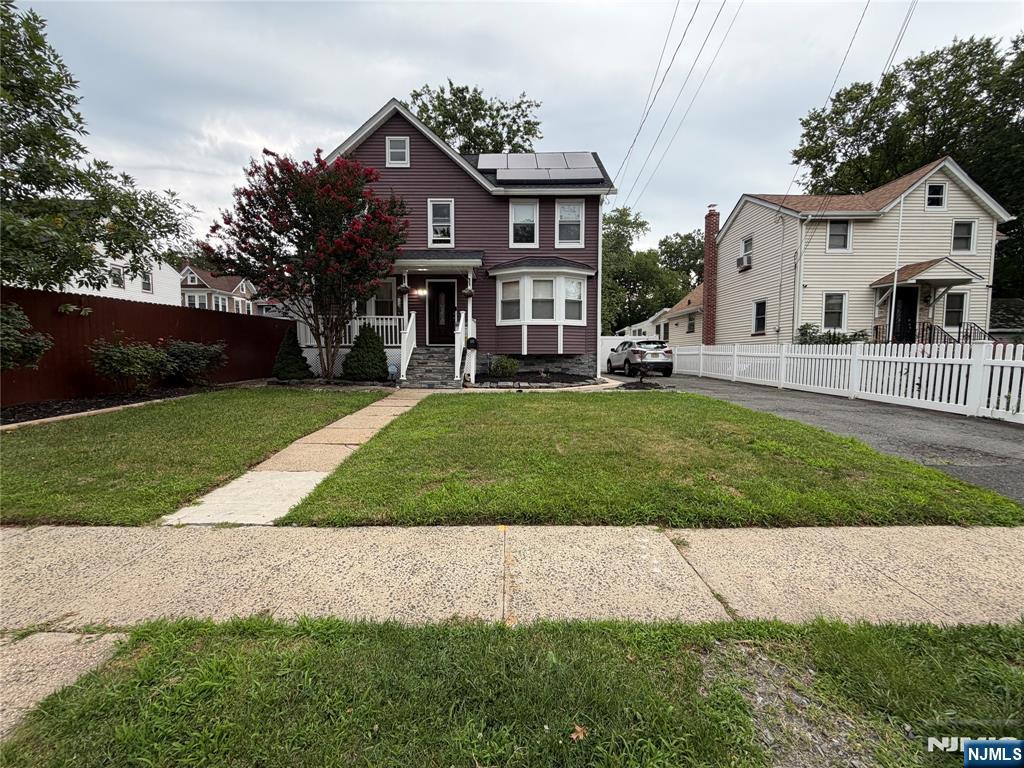 413 S Pine - Photo 1