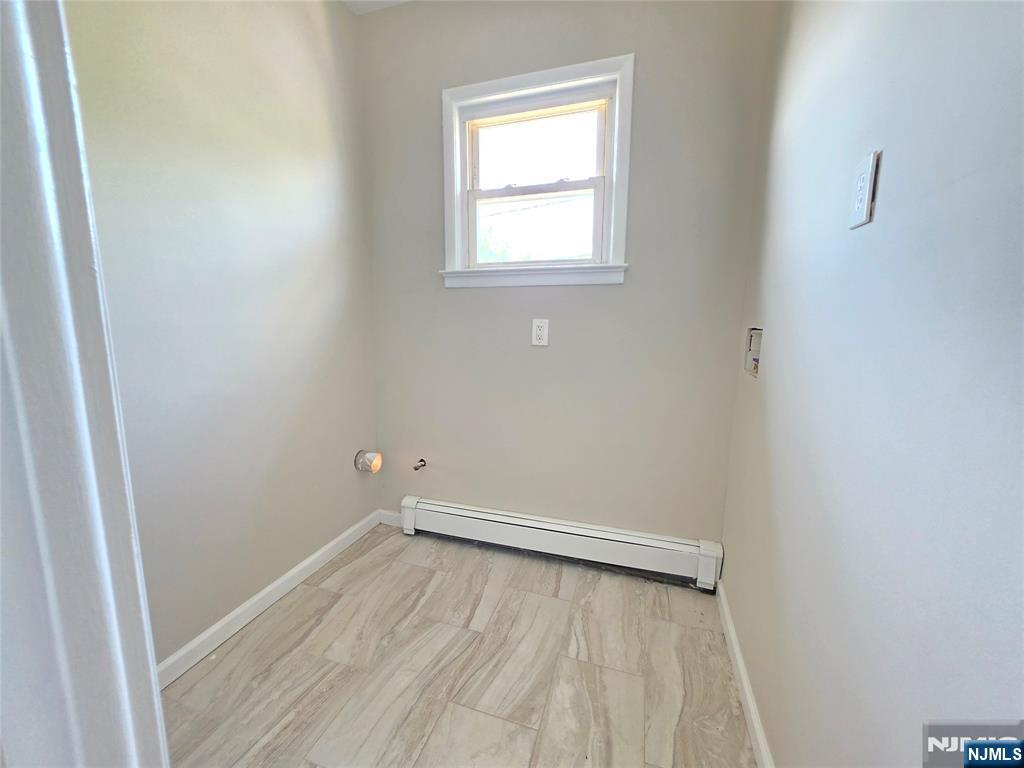 437 Broad Street - Photo 5