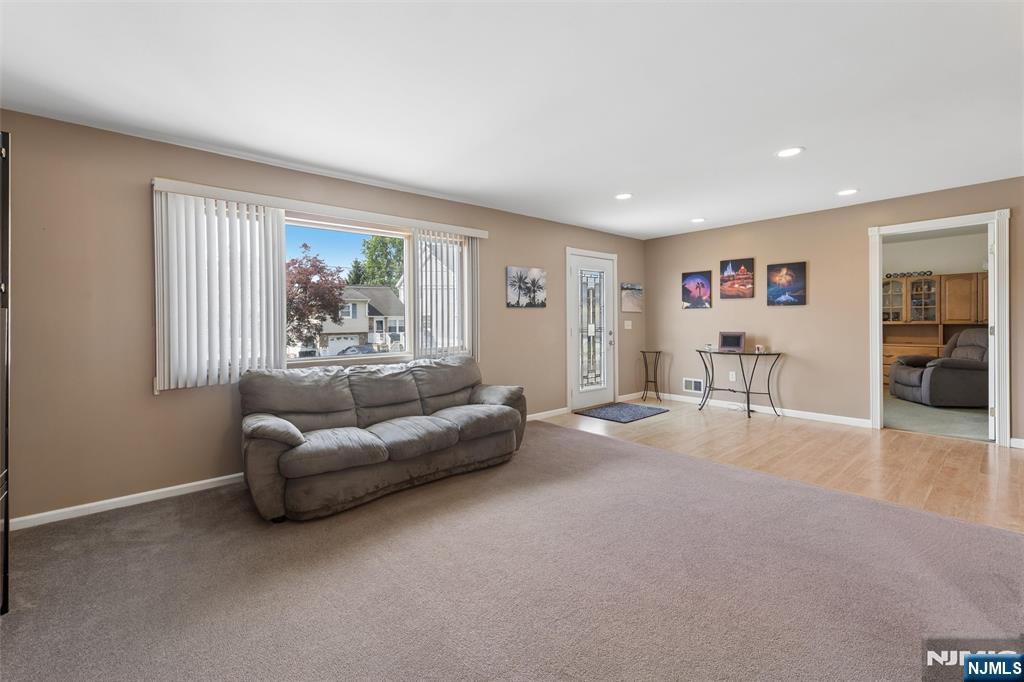 56 Chesapeake Avenue - Photo 5
