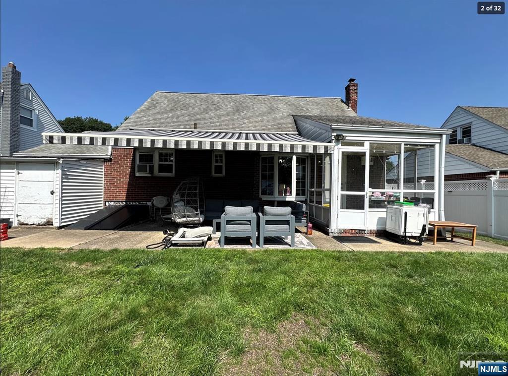 12-28 Lexington Street - Photo 2