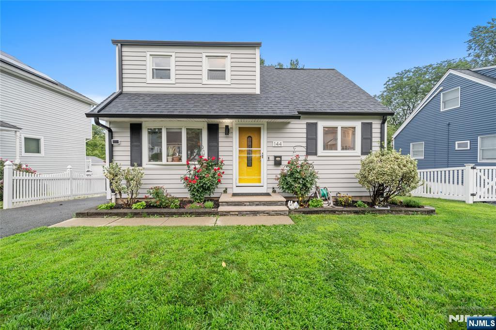 144 Harrington Road - Photo 1