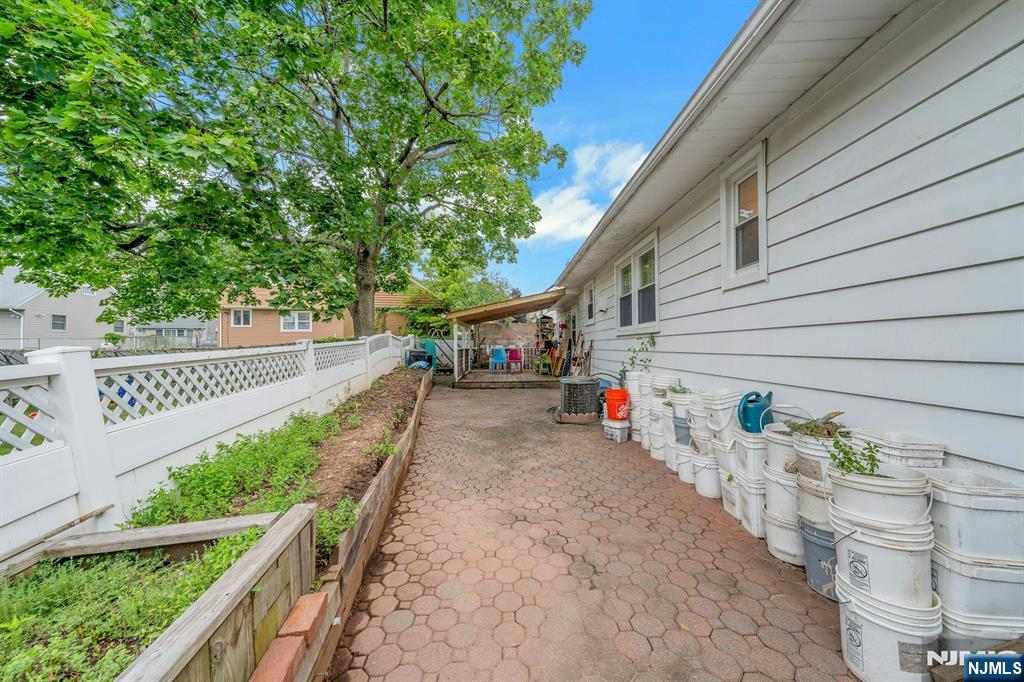 48 Doherty Drive - Photo 4