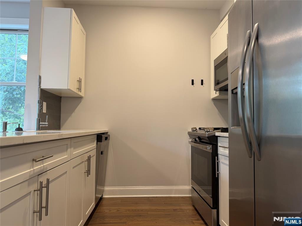 40 Park Avenue 208 - Photo 3